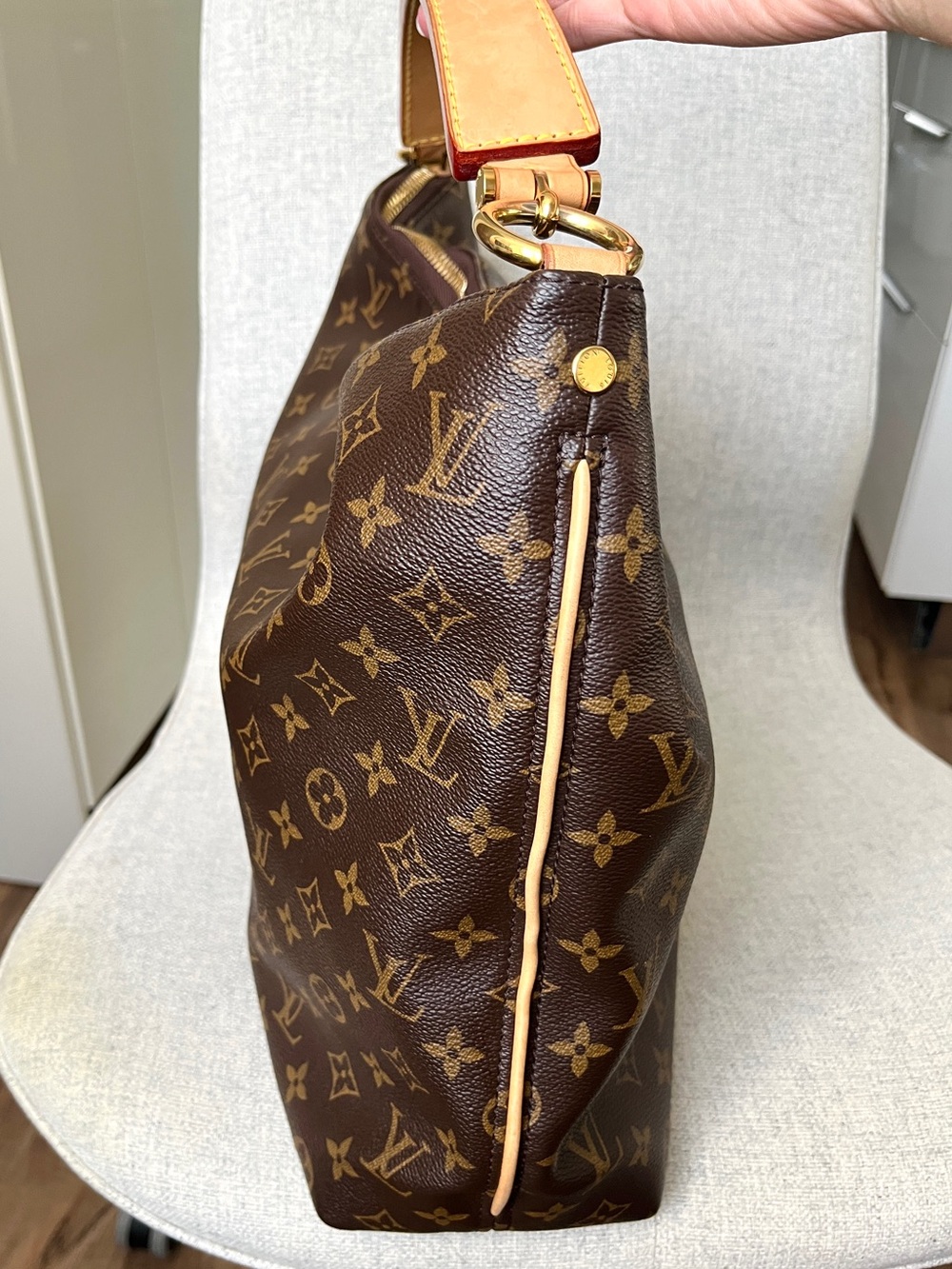 Louis Vuitton "Sully MM" - Pristine Condition - Includes Original Dust Bag - Picture 5 of 16